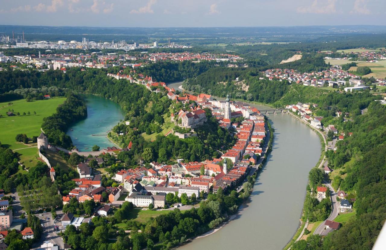 Hotel Post Burghausen Esterno foto